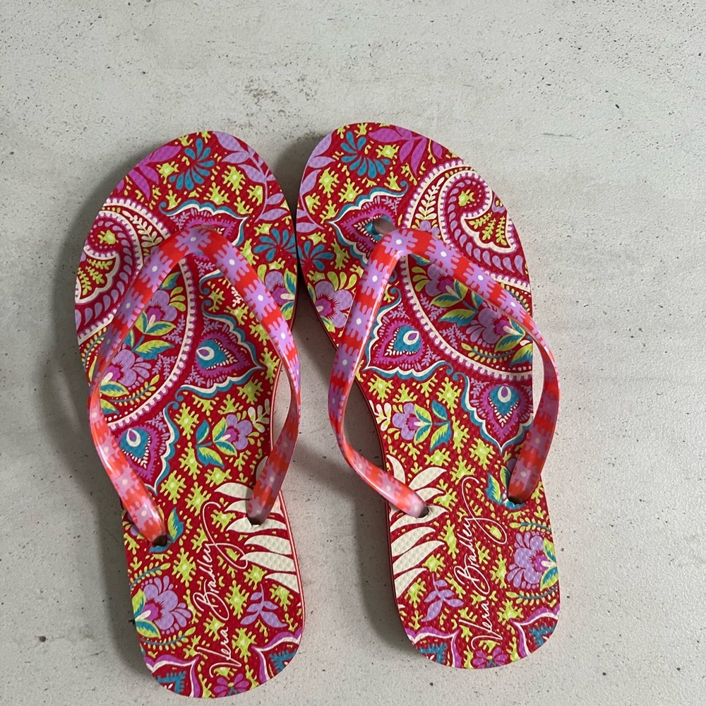 Vera Bradley flip flops